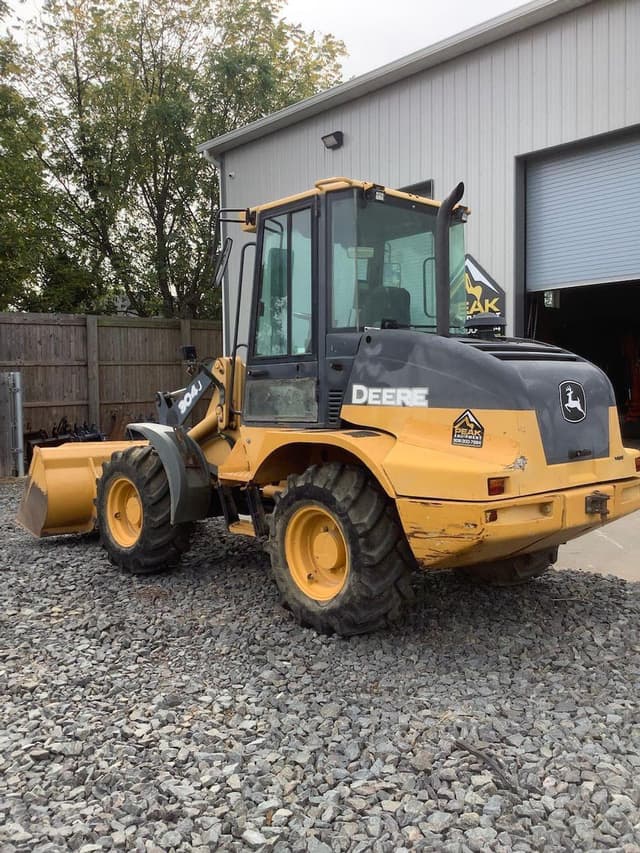 Image of John Deere 304J equipment image 2