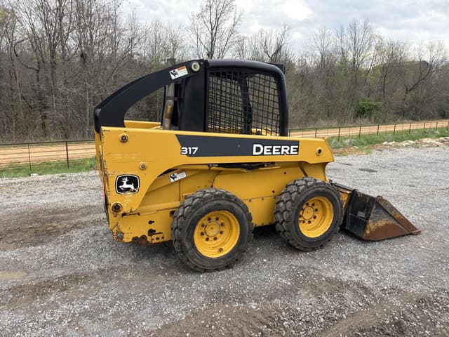 Image of John Deere 317 equipment image 3