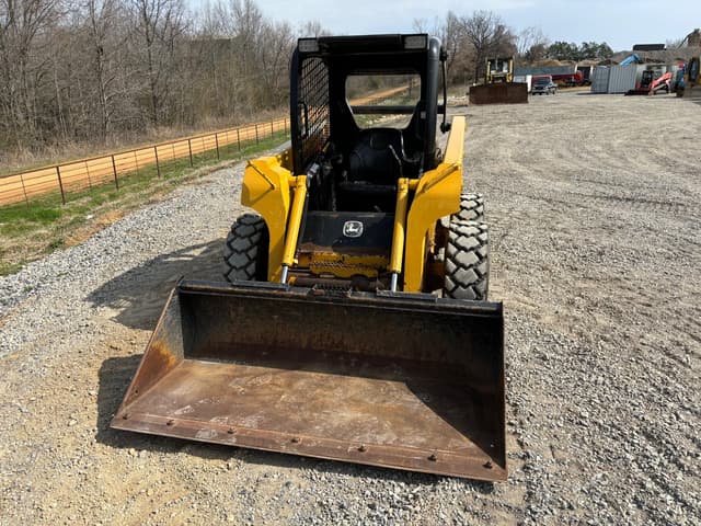 Image of John Deere 317 equipment image 2