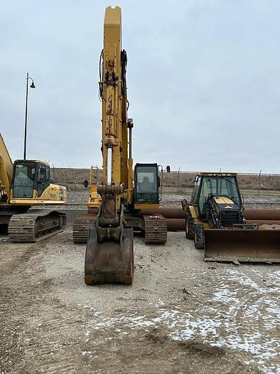 Image of John Deere 330LC equipment image 1