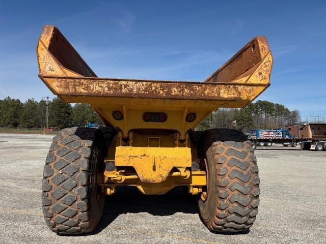 Image of John Deere 400D equipment image 4