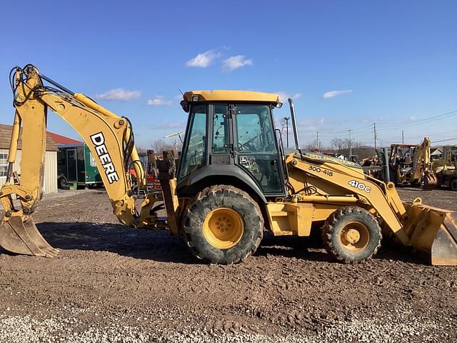 Image of John Deere 410G equipment image 4