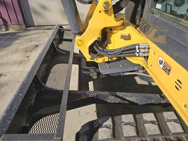 Image of John Deere 50D equipment image 4