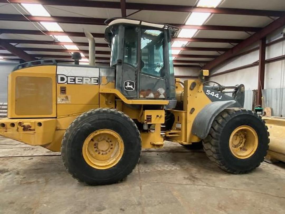Image of John Deere 544J Primary image