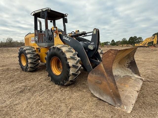 2005 John Deere 544J Equipment Image0