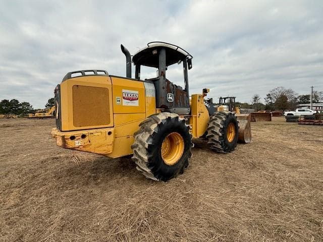 Image of John Deere 544J equipment image 2