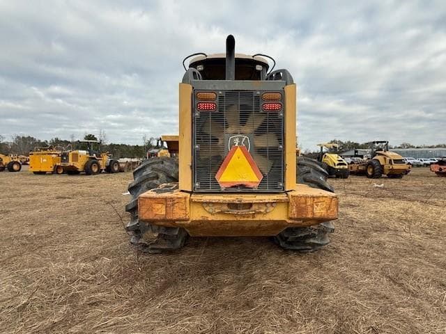 Image of John Deere 624J equipment image 3