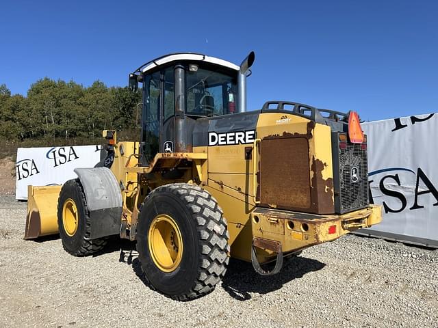 Image of John Deere 624J equipment image 2