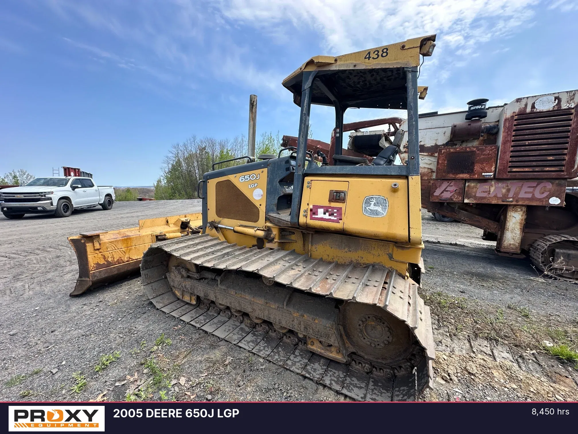 2005 John Deere 650J LGP Equipment Image0