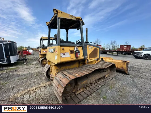Image of John Deere 650J LGP equipment image 2