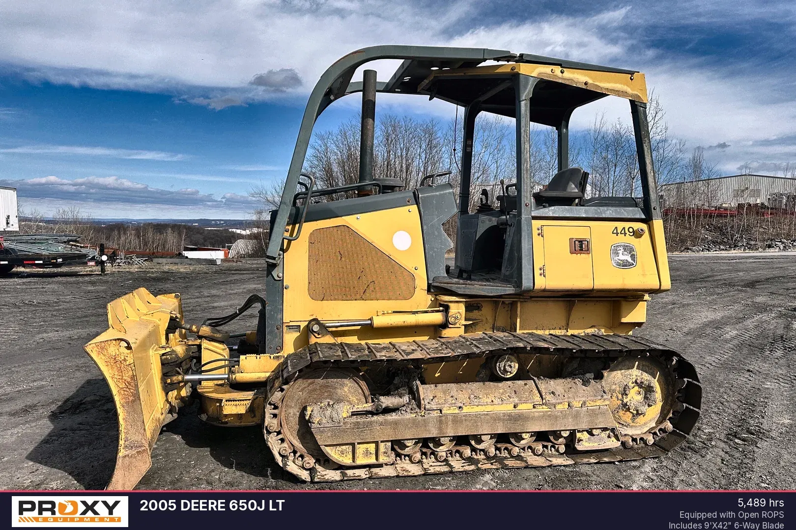 2005 John Deere 650J LT Equipment Image0