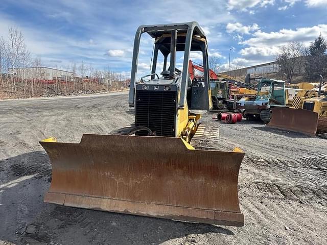 Image of John Deere 650J LT equipment image 2
