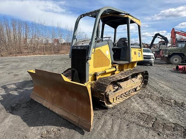 Image of John Deere 650J LT equipment image 1