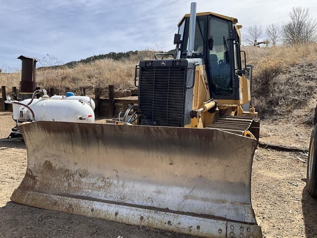 Image of John Deere 700J equipment image 1
