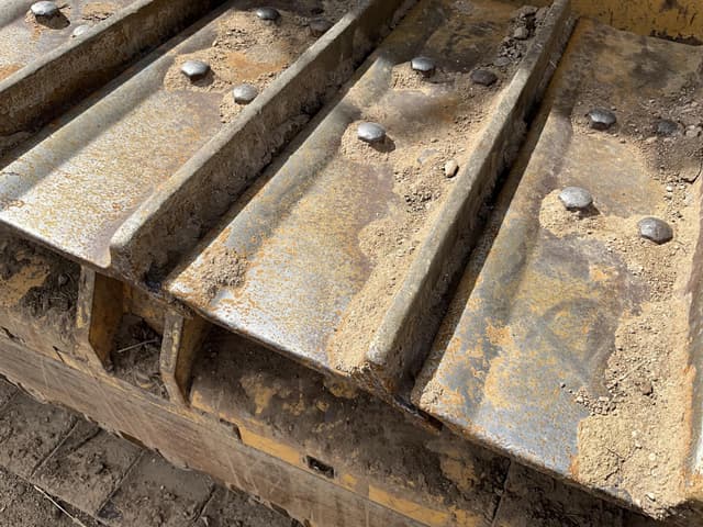 Image of John Deere 700J equipment image 3