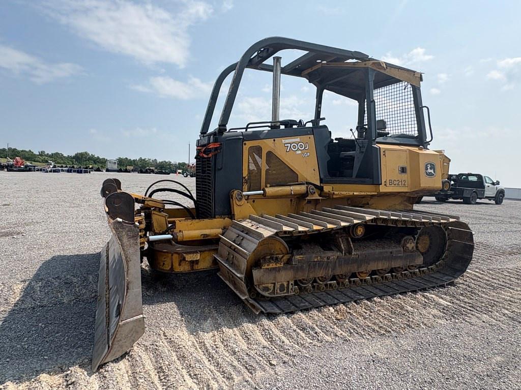 Image of John Deere 700J LGP Primary image