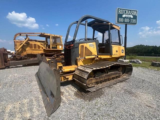 Image of John Deere 700J LGP equipment image 1