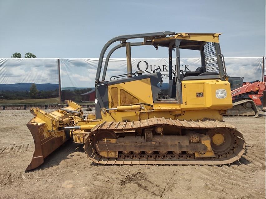 Image of John Deere 700J LGP Primary image