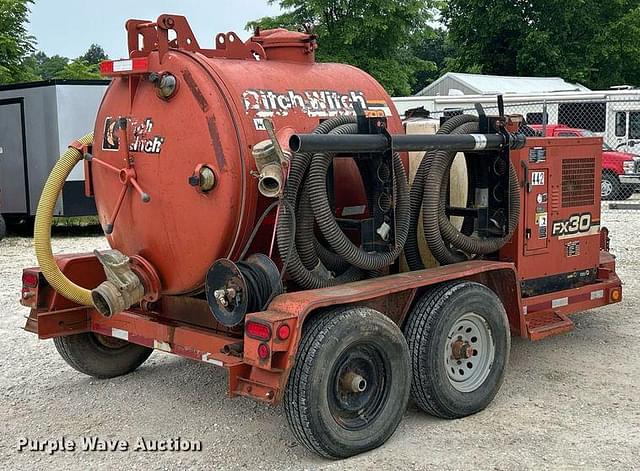 Image of Ditch Witch FX30 equipment image 4