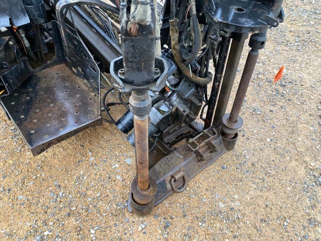 Image of Ditch Witch JT1220 equipment image 4