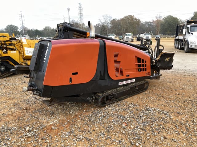 Image of Ditch Witch JT1220 equipment image 2