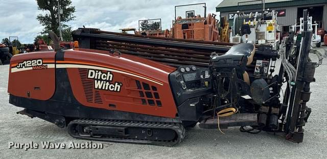 Image of Ditch Witch JT1220 equipment image 3