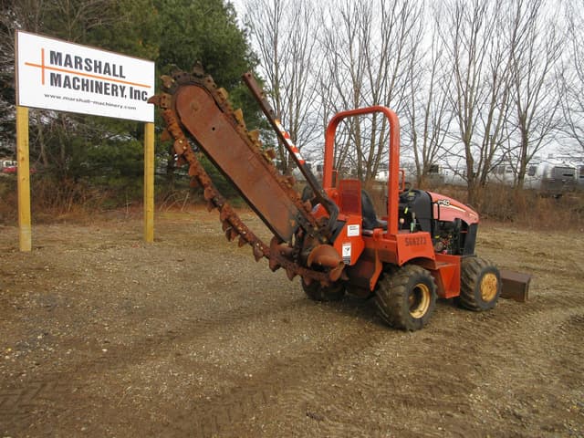 Image of Ditch Witch RT40 equipment image 3