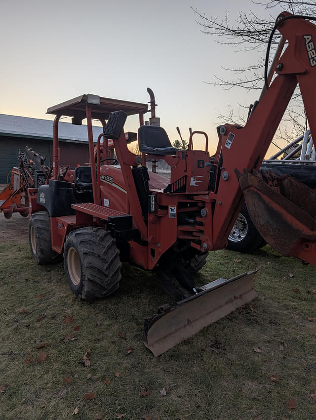 Image of Ditch Witch RT55 equipment image 3