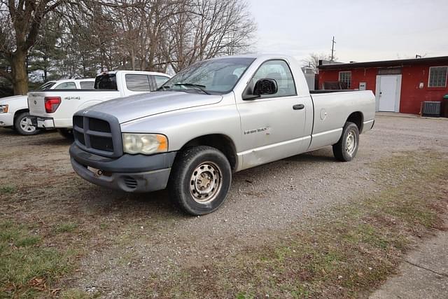 Image of Dodge Ram 1500 equipment image 1