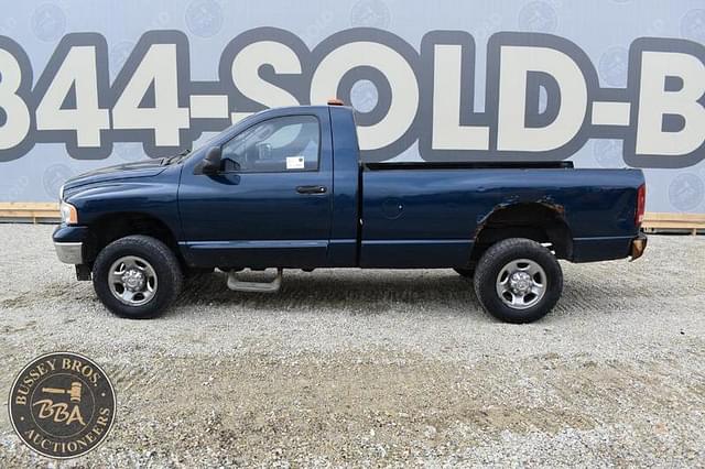 Image of Dodge Ram 2500 equipment image 4