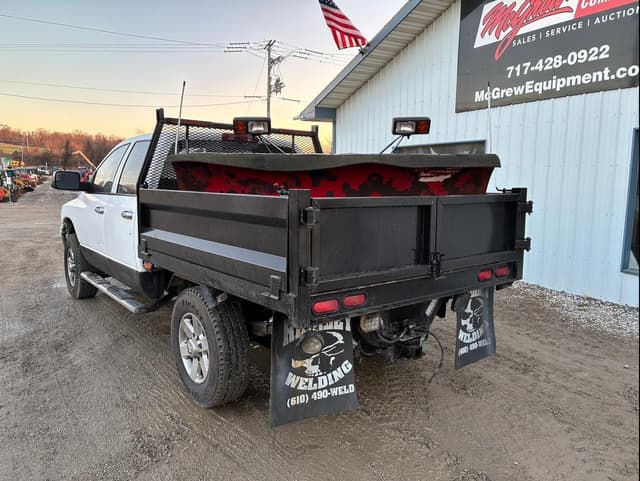 Image of Dodge Ram 2500 equipment image 3