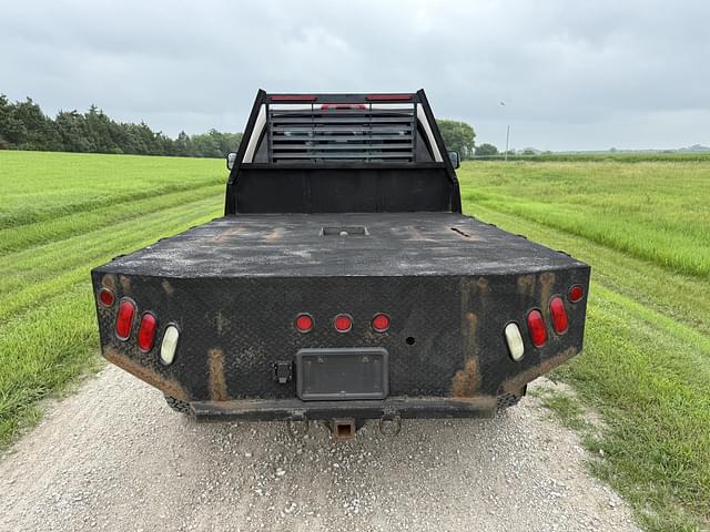 Image of Dodge Ram 2500 equipment image 3