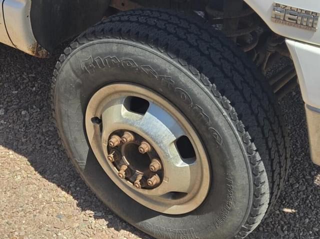Image of Dodge Ram 3500 equipment image 3