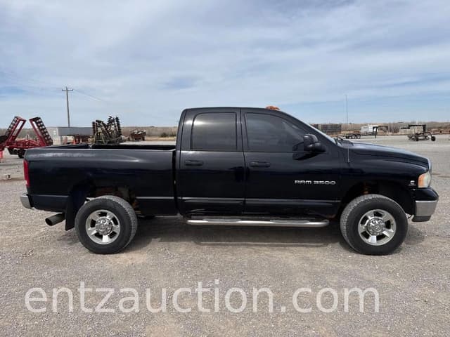 Image of Dodge Ram 3500 equipment image 3