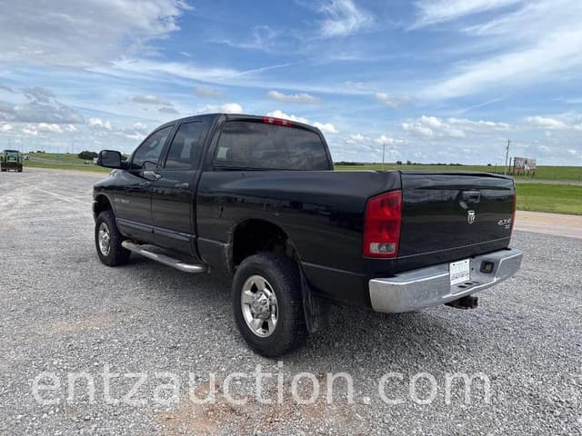 Image of Dodge Ram 3500 equipment image 2