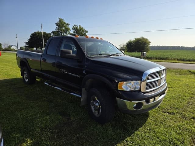 Image of Dodge Ram 3500 equipment image 2