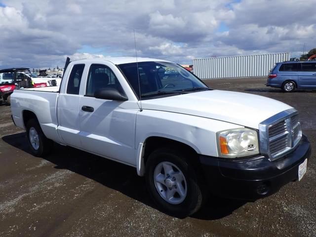 Image of Dodge Dakota equipment image 1