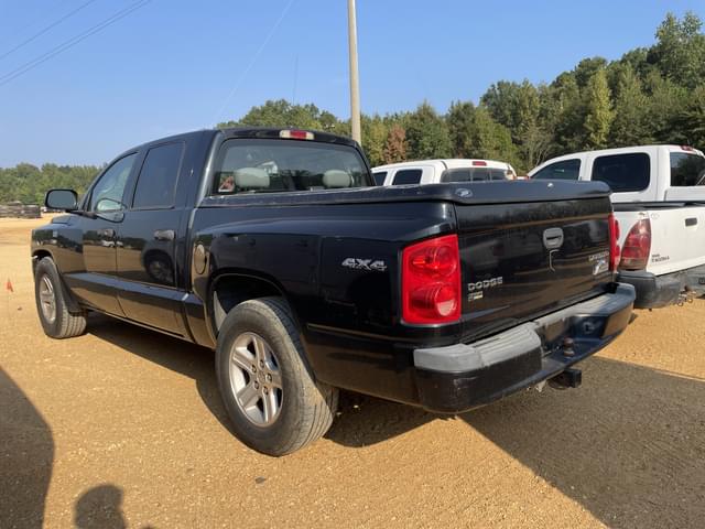 Image of Dodge Dakota equipment image 3