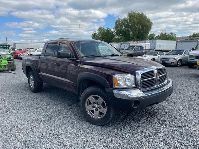 Image of Dodge Dakota equipment image 1
