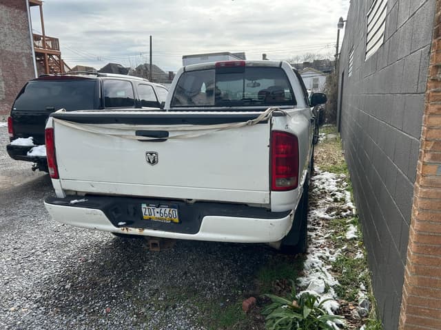 Image of Dodge Ram 1500 equipment image 3