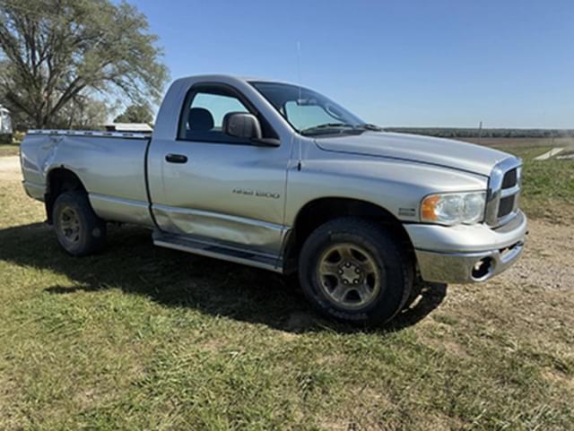 Image of Dodge Ram 1500 equipment image 1