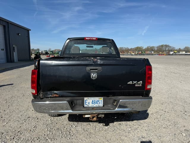 Image of Dodge Ram 1500 equipment image 4
