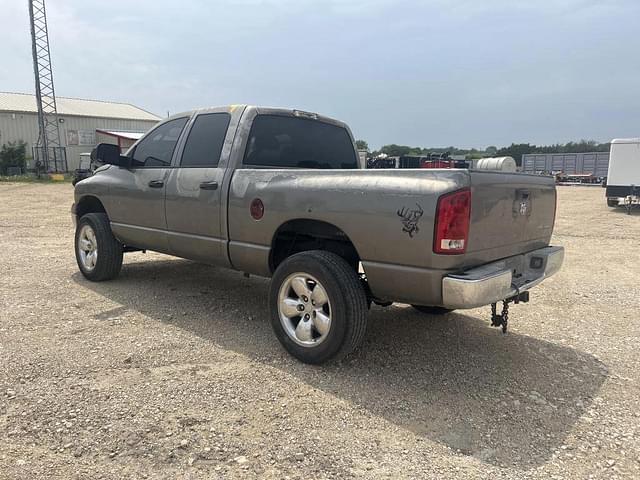 Image of Dodge Ram 1500 equipment image 2