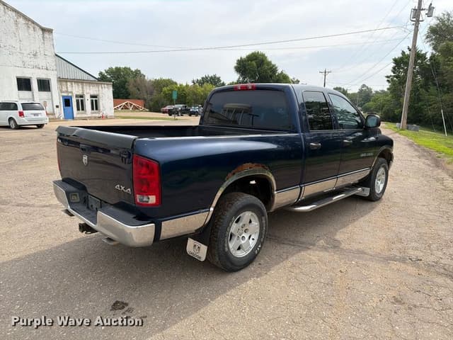 Image of Dodge Ram 1500 equipment image 4