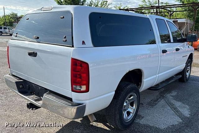Image of Dodge Ram 1500 equipment image 4