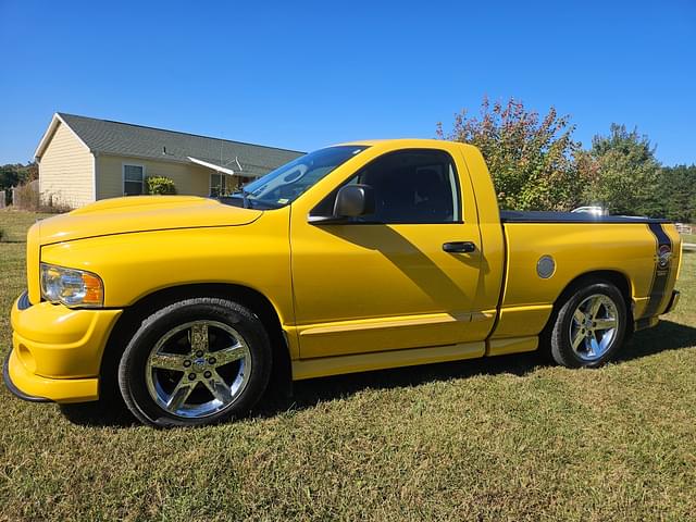 Image of Dodge Ram 1500 equipment image 2