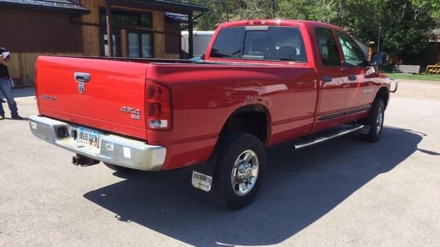 Image of Dodge Ram 2500 equipment image 2
