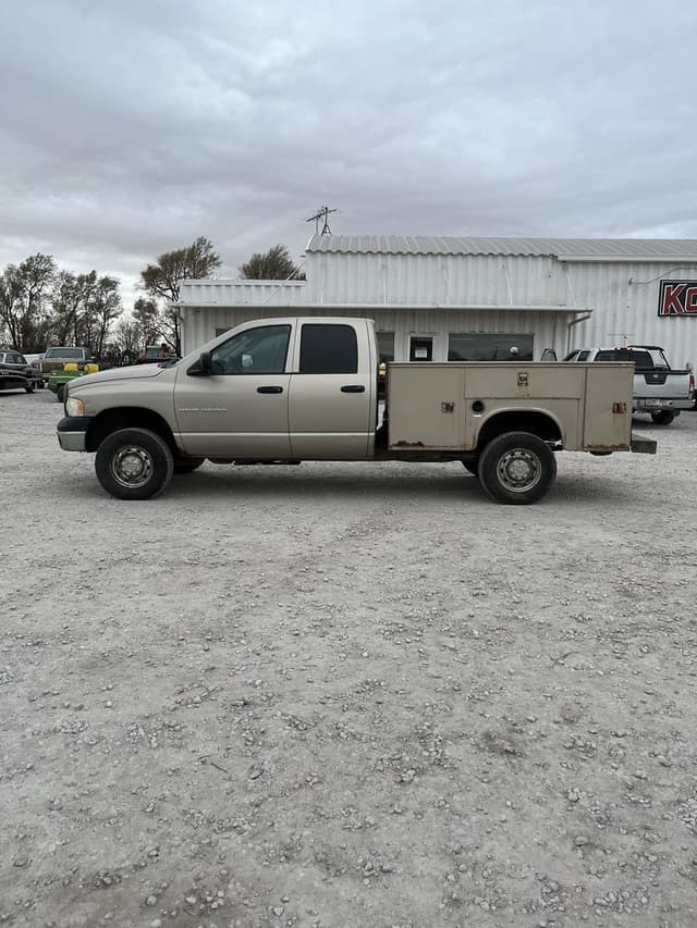 Image of Dodge Ram 2500 equipment image 1