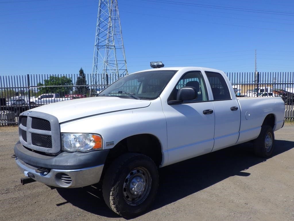 2005 Dodge Ram 2500 Equipment Image0