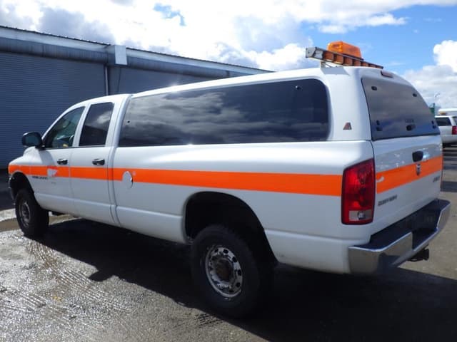 Image of Dodge Ram 2500 equipment image 3